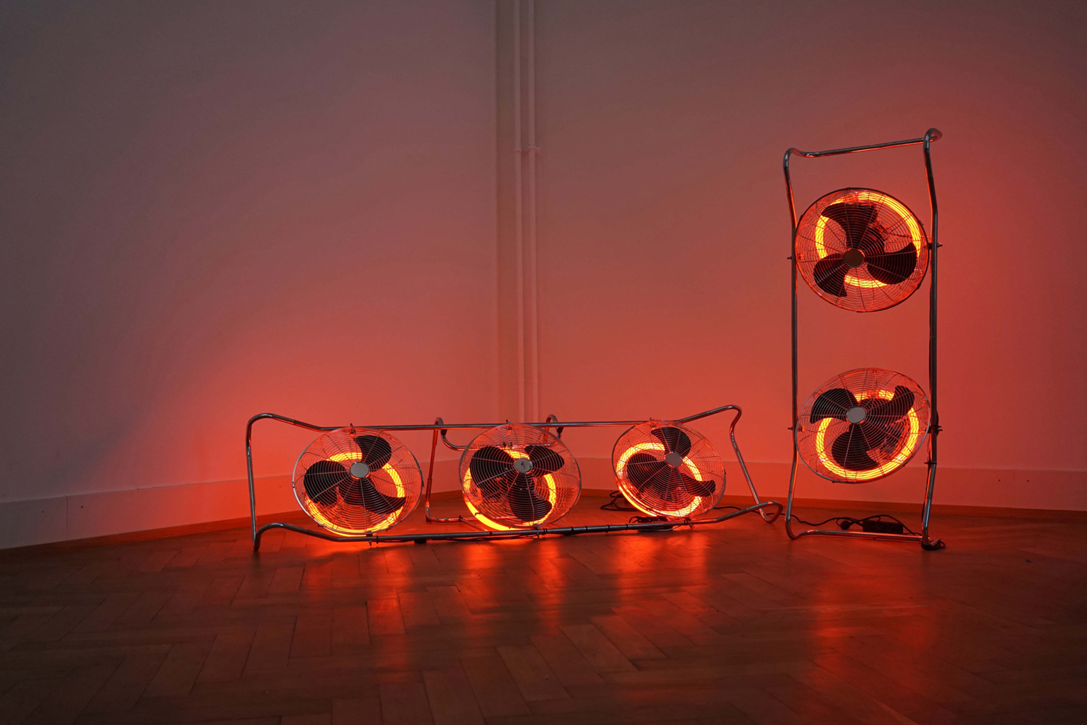 Yes, I'm walking closer and closer, 2014, Installation (fans, light rings, color steel), variable